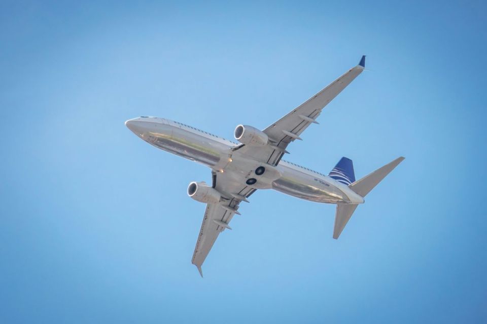 Copa Airlines put Starlink WiFi access behind a paywall