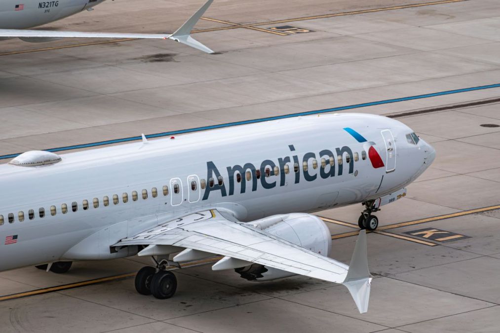 American Airlines U-turn on seatback screens for narrowbodies