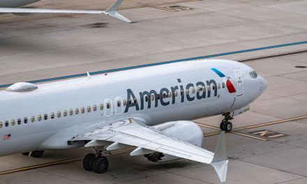 American Airlines U-turn on seatback screens for narrowbodies