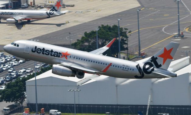 Jetstar to begin charging for carry-on baggage