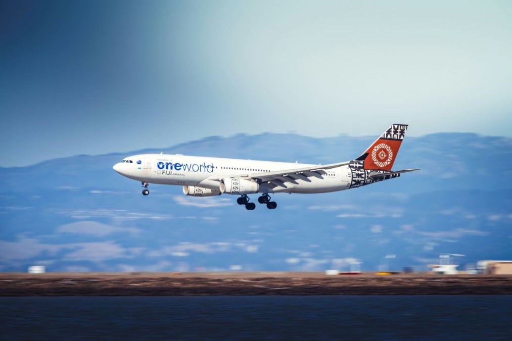 oneworld launch app partnership to help customers beat jet lag